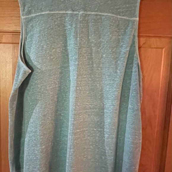 Sonoma woman’s top - Picture 3 of 4